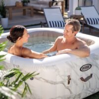 Spa gonflable INTEX Calacatta 4 places avec couverture thermique incluse – Image 3